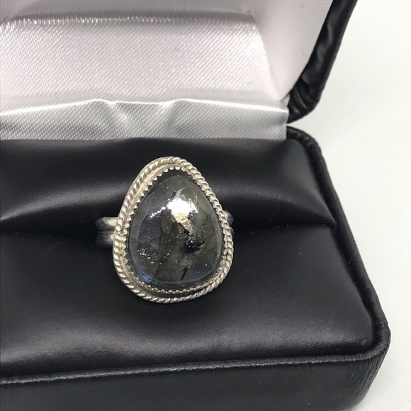 Sterling silver labradorite ring 8.5 - Picture 4 of 4